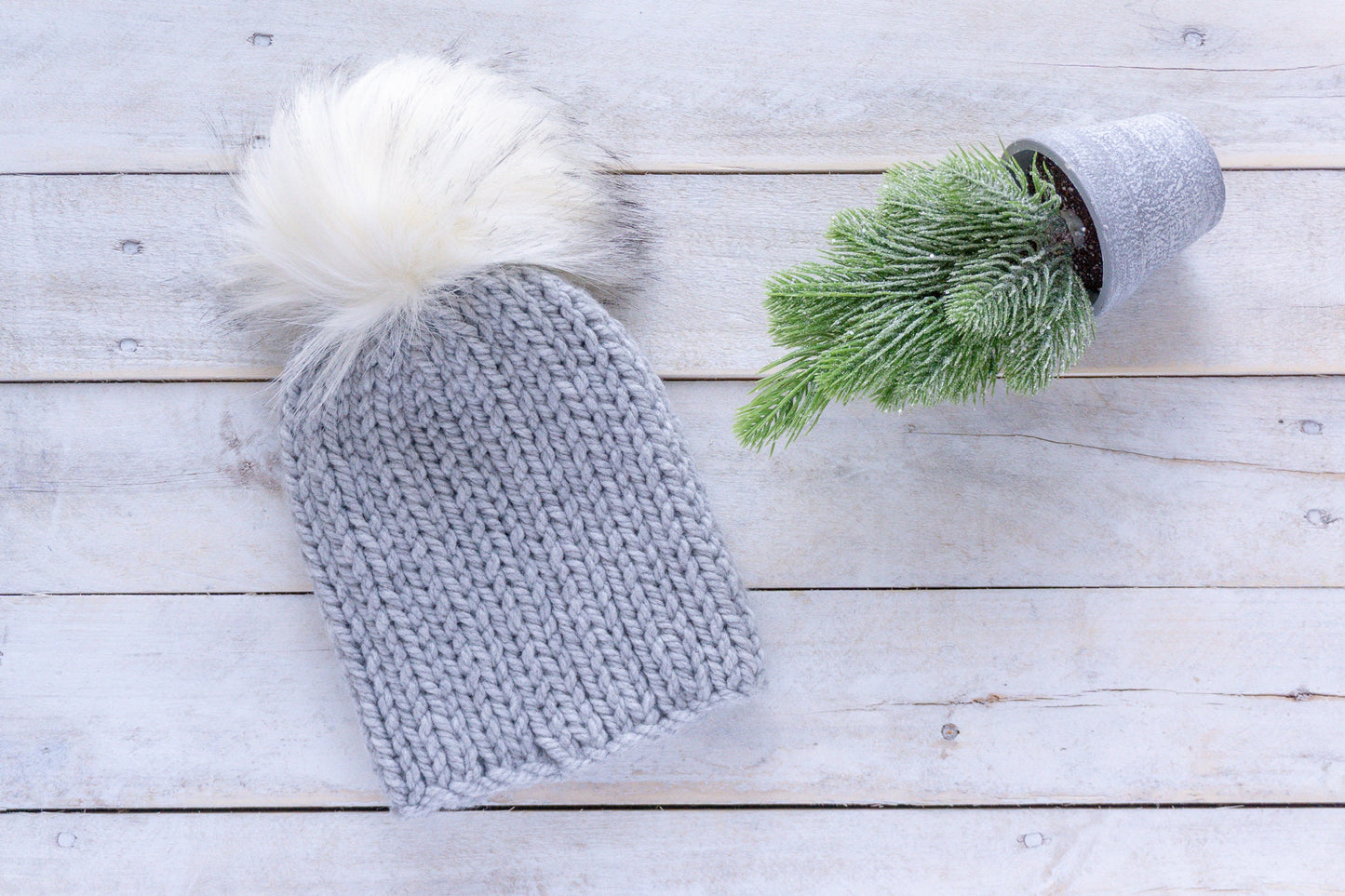 Knit Slouchy Gray Beanie with Faux Fur Pom, Womens, Girls, Boys